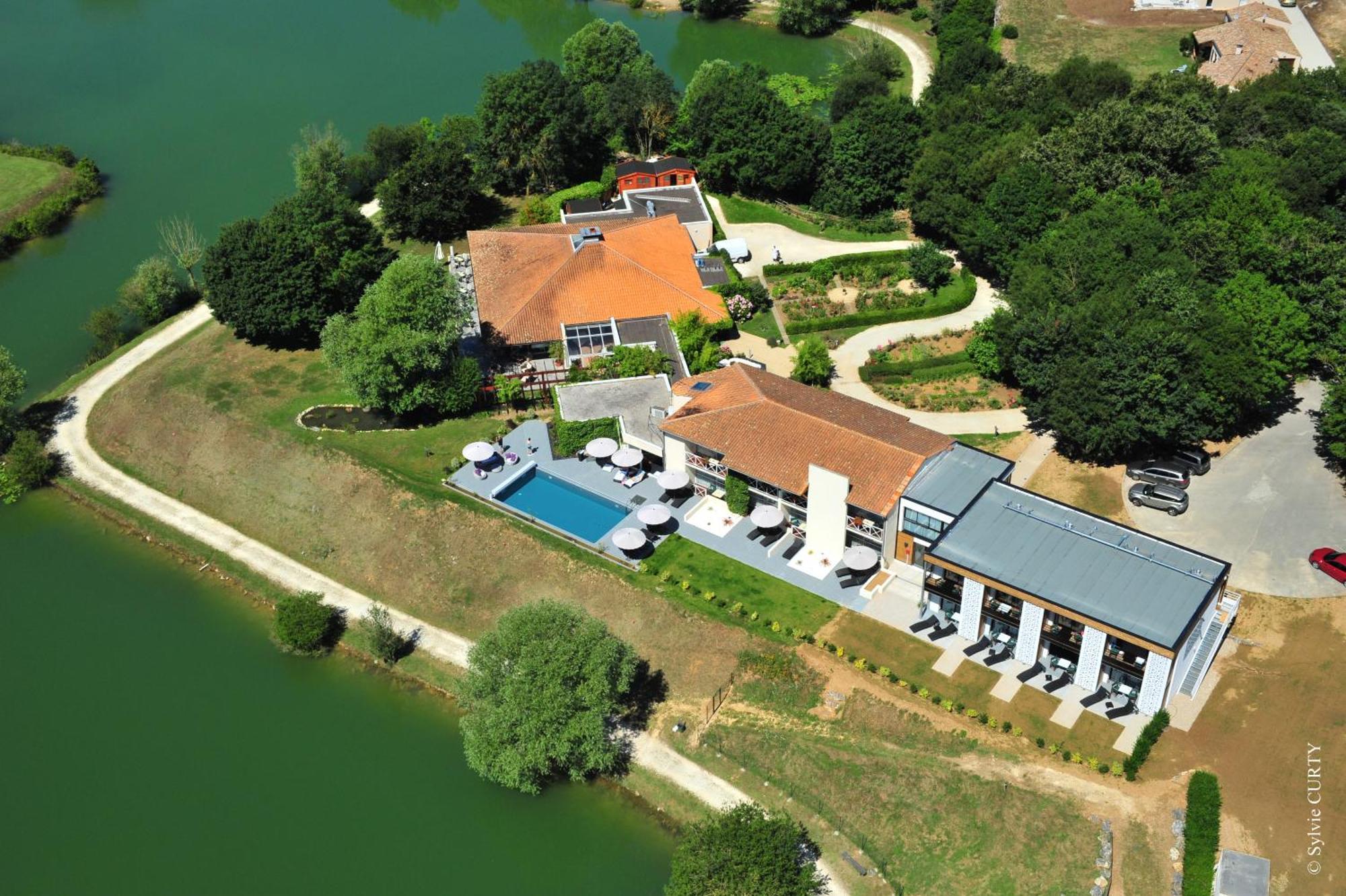 Les Jardins Du Lac Trizay Exteriér fotografie