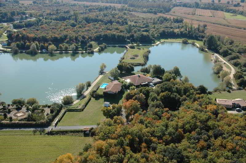 Les Jardins Du Lac Trizay Exteriér fotografie
